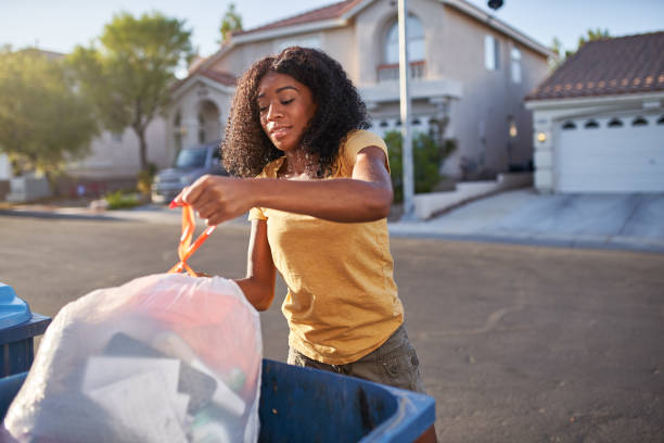 Best Yard Waste Removal  in Onarga, IL